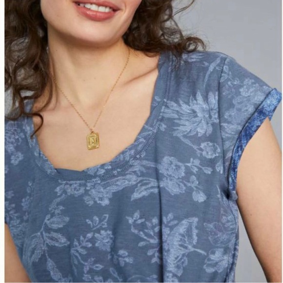 ANTHROPOLOGIE "PILCRO"- Scoop Neck T-Shirt - Picture 2 of 15